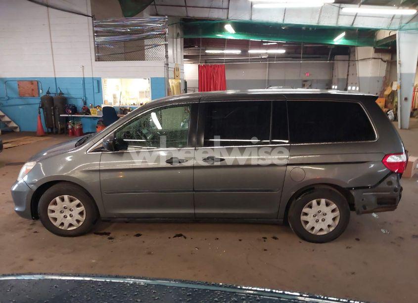 Photo 15 of 2007 Honda Odyssey LX (VIN 5FNRL382X7B099928)