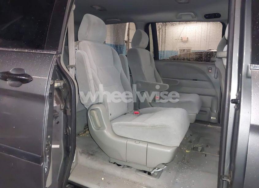 Photo 8 of 2007 Honda Odyssey LX (VIN 5FNRL382X7B099928)