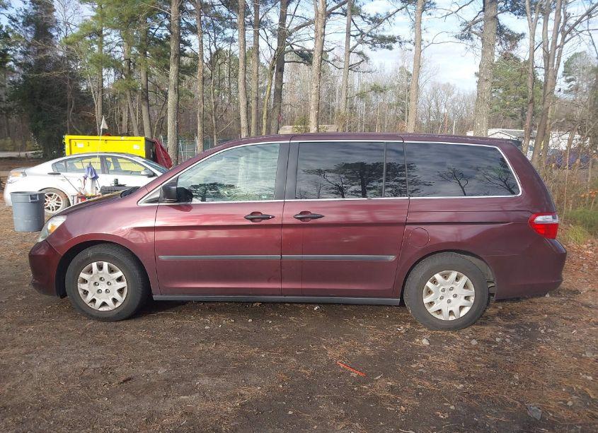 Photo 14 of 2007 Honda Odyssey LX (VIN 5FNRL382X7B115674)