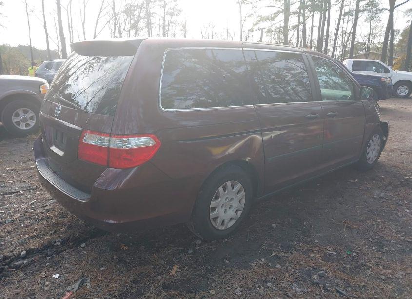 Photo 4 of 2007 Honda Odyssey LX (VIN 5FNRL382X7B115674)