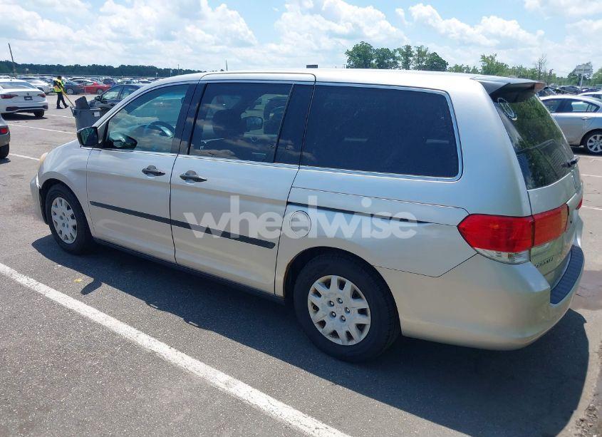 Photo 3 of 2008 Honda Odyssey LX (VIN 5FNRL382X8B056904)