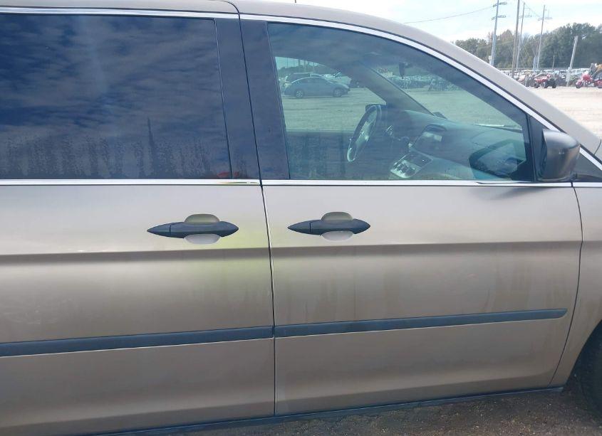 Photo 13 of 2008 Honda Odyssey LX (VIN 5FNRL382X8B104739)