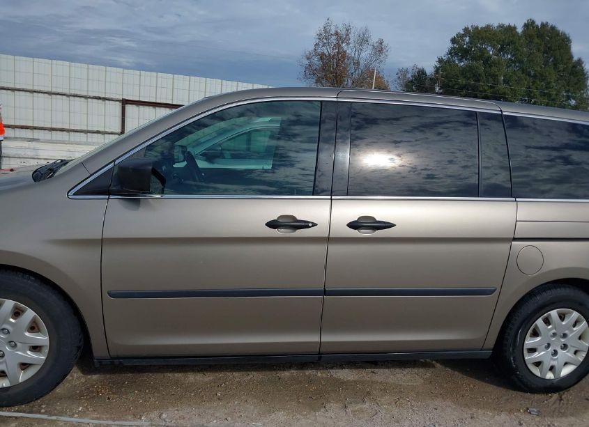 Photo 14 of 2008 Honda Odyssey LX (VIN 5FNRL382X8B104739)