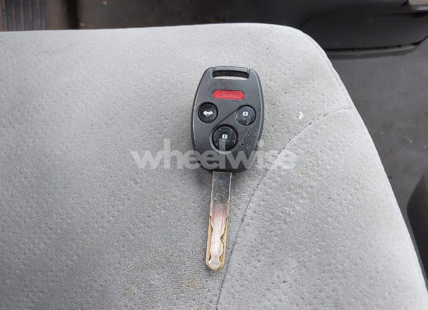 Photo 11 of 2009 Honda Odyssey LX (VIN 5FNRL382X9B055785)