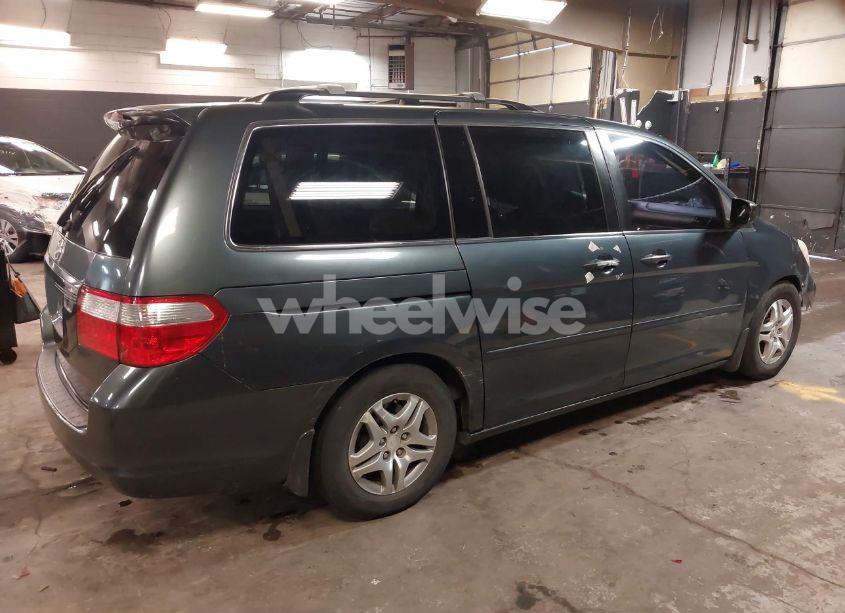 Photo 4 of 2005 Honda Odyssey EX (VIN 5FNRL38405B400754)