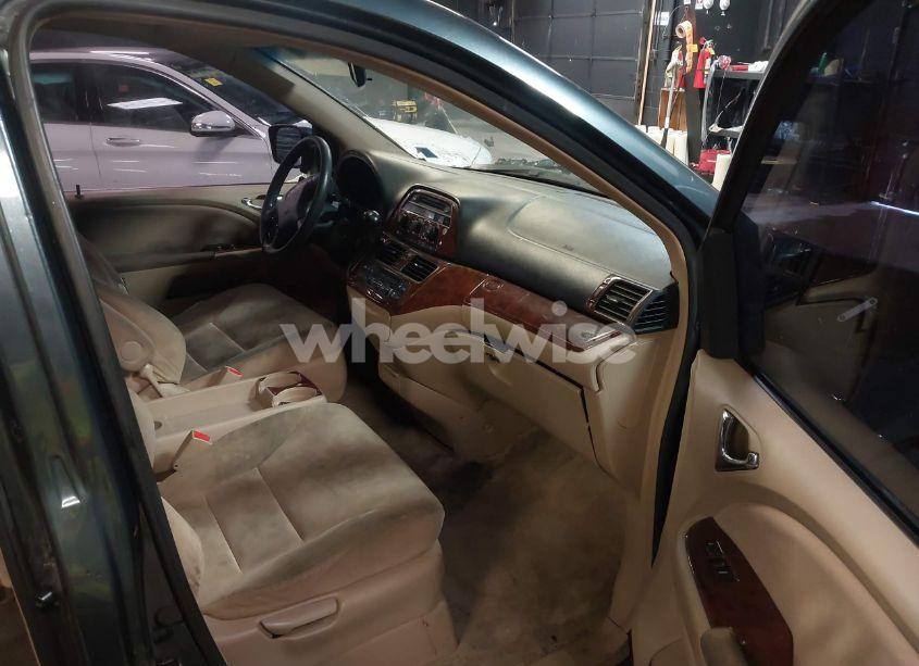 Photo 5 of 2005 Honda Odyssey EX (VIN 5FNRL38405B400754)