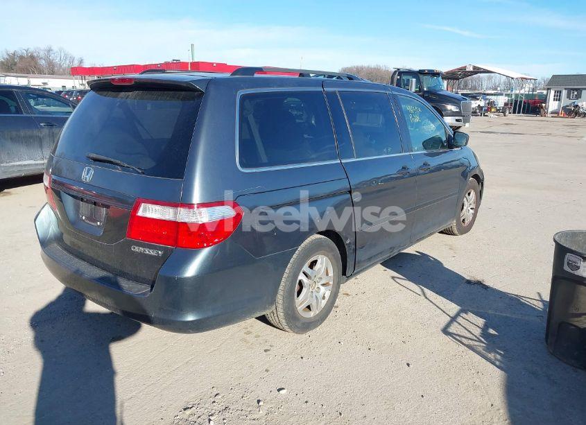 Photo 4 of 2005 Honda Odyssey EX (VIN 5FNRL38405B425296)