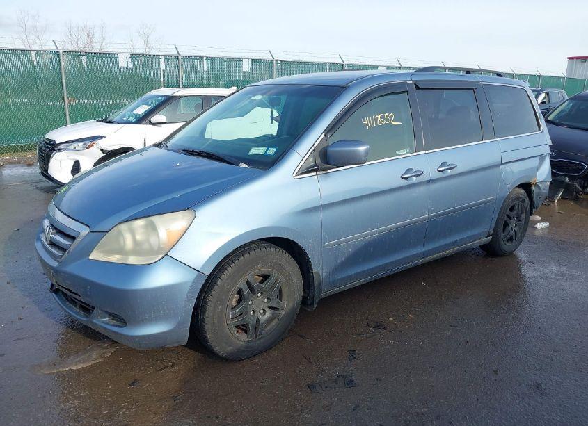 Photo 2 of 2006 Honda Odyssey EX (VIN 5FNRL38406B030133)