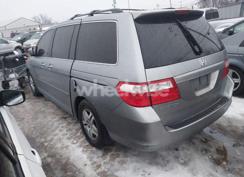 Photo 3 of 2006 Honda Odyssey EX (VIN 5FNRL38406B113478)