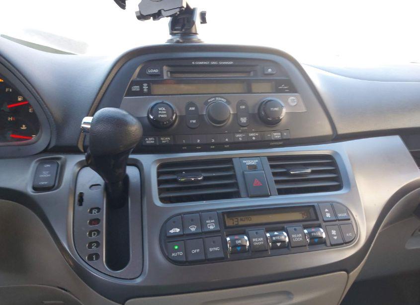 Photo 13 of 2007 Honda Odyssey EX (VIN 5FNRL38407B027640)