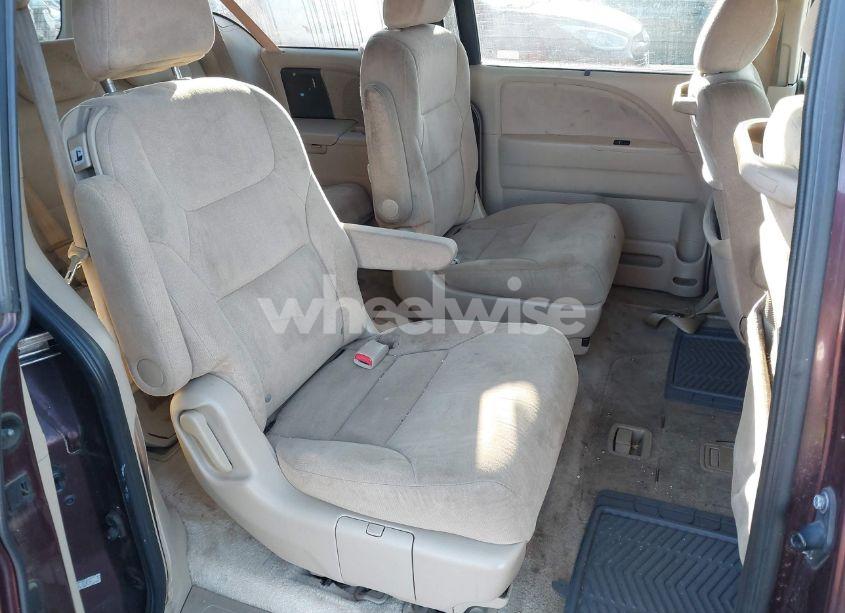 Photo 8 of 2007 Honda Odyssey EX (VIN 5FNRL38407B042882)