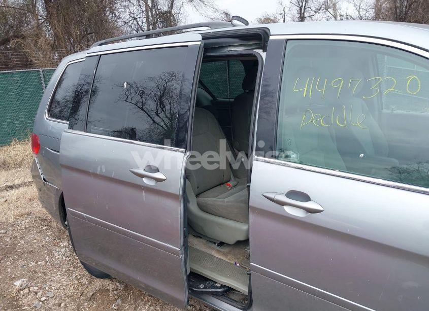 Photo 6 of 2008 Honda Odyssey EX (VIN 5FNRL38408B057870)