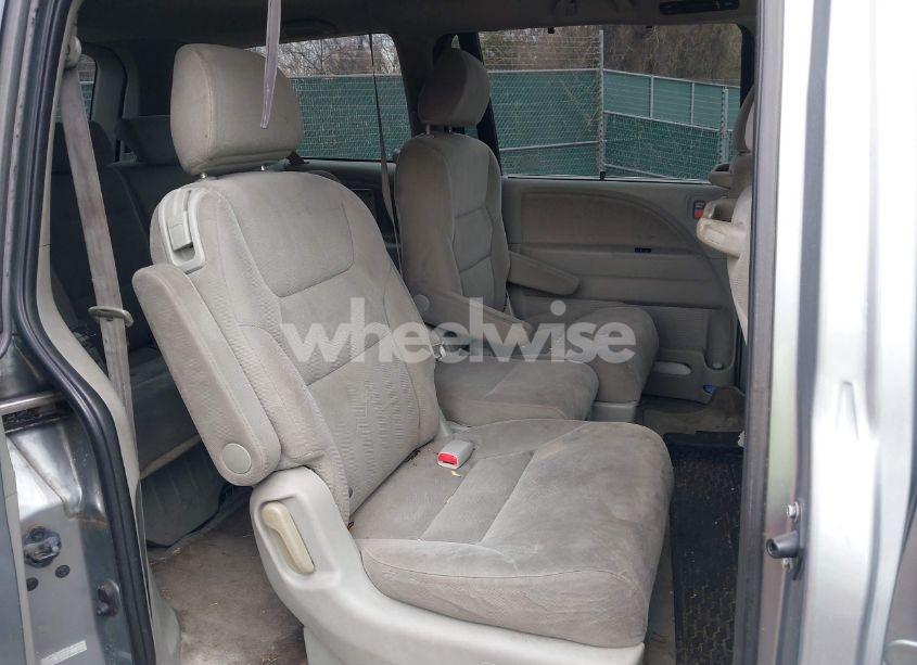 Photo 8 of 2008 Honda Odyssey EX (VIN 5FNRL38408B057870)