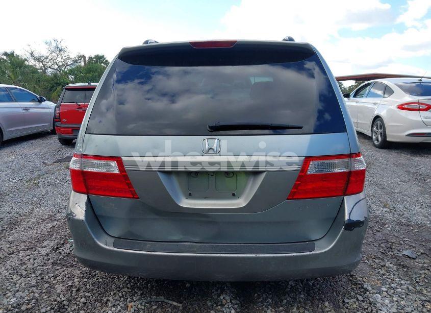 Photo 16 of 2005 Honda Odyssey EX (VIN 5FNRL38415B073359)