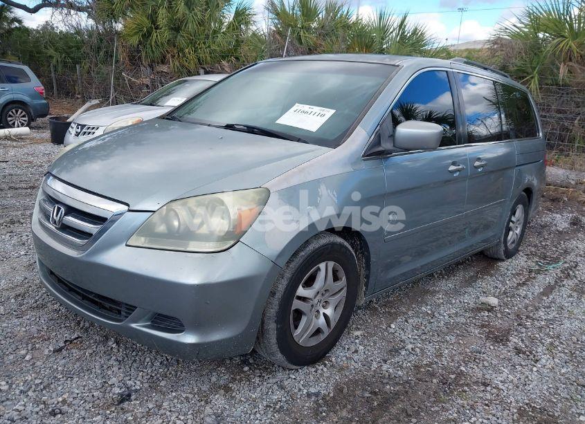 Photo 2 of 2005 Honda Odyssey EX (VIN 5FNRL38415B073359)