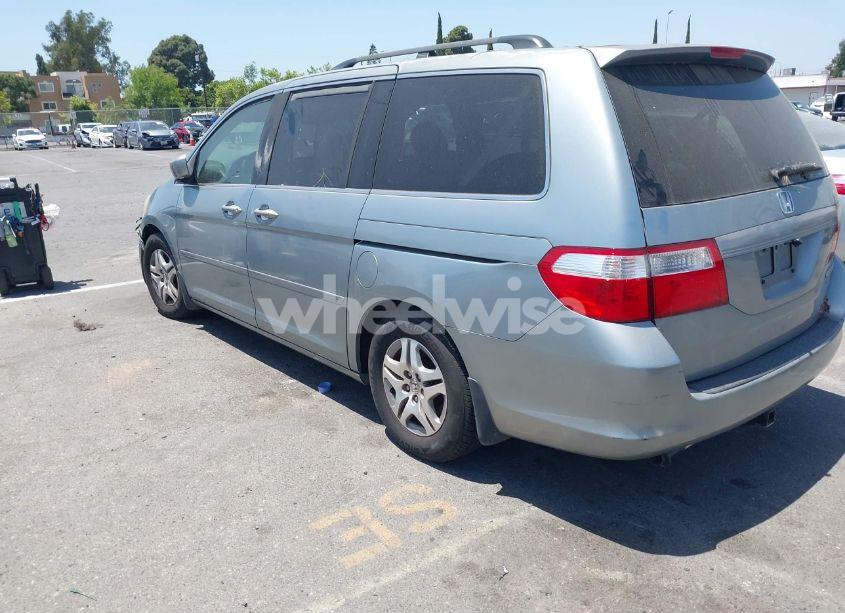 Photo 3 of 2005 Honda Odyssey EX (VIN 5FNRL38415B086709)