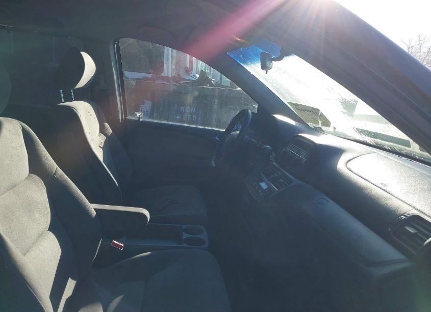 Photo 5 of 2005 Honda Odyssey EX (VIN 5FNRL38415B135567)