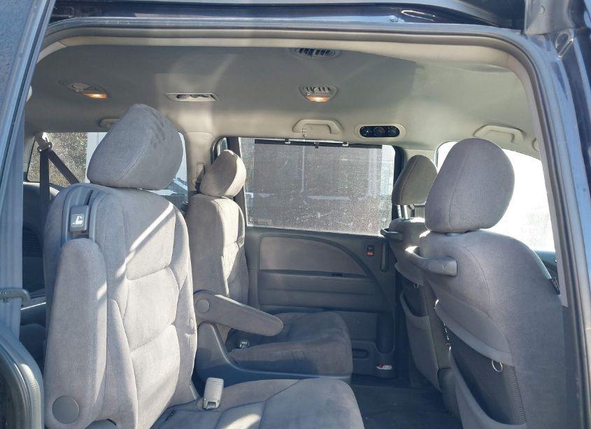 Photo 8 of 2005 Honda Odyssey EX (VIN 5FNRL38415B135567)