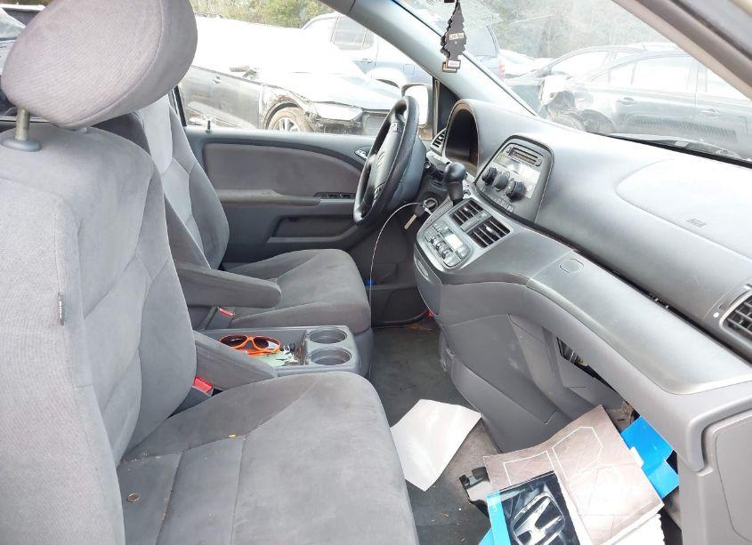 Photo 5 of 2005 Honda Odyssey EX (VIN 5FNRL38415B420477)