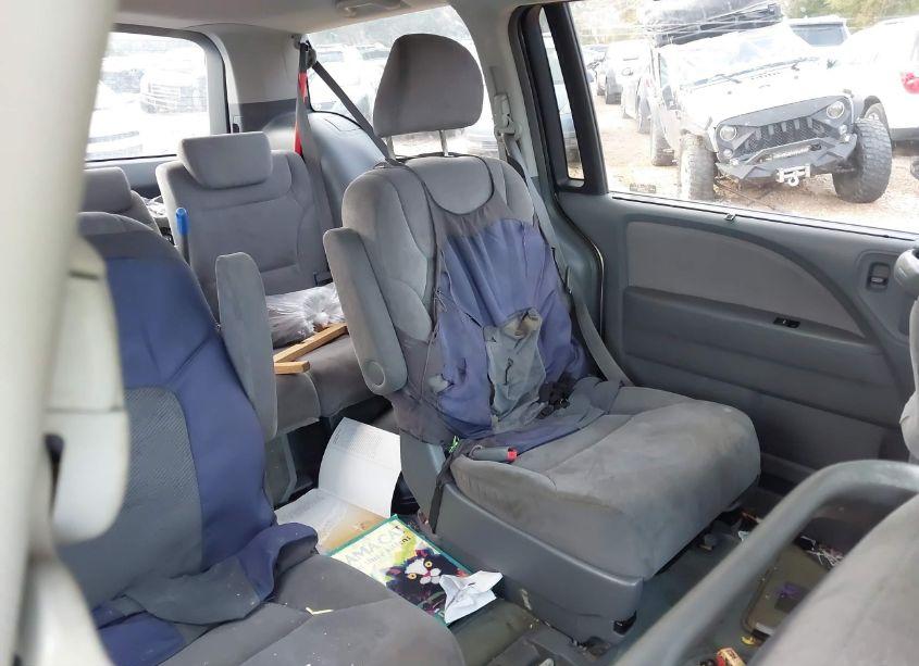 Photo 8 of 2005 Honda Odyssey EX (VIN 5FNRL38415B420477)
