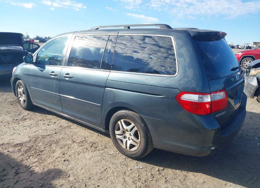 Photo 3 of 2006 Honda Odyssey EX (VIN 5FNRL38416B044459)