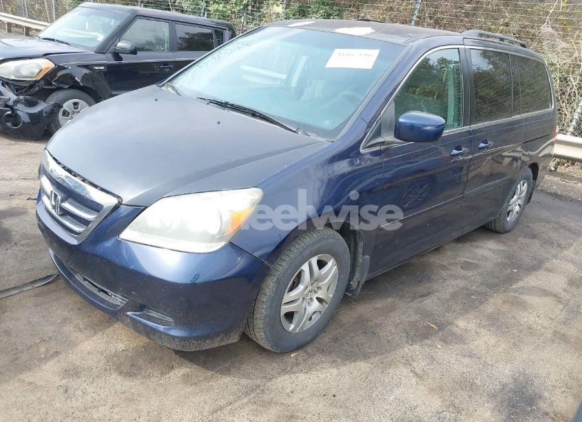 Photo 2 of 2006 Honda Odyssey EX (VIN 5FNRL38416B098974)