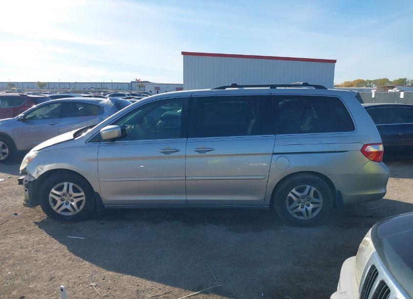 Photo 15 of 2006 Honda Odyssey EX (VIN 5FNRL38416B431285)