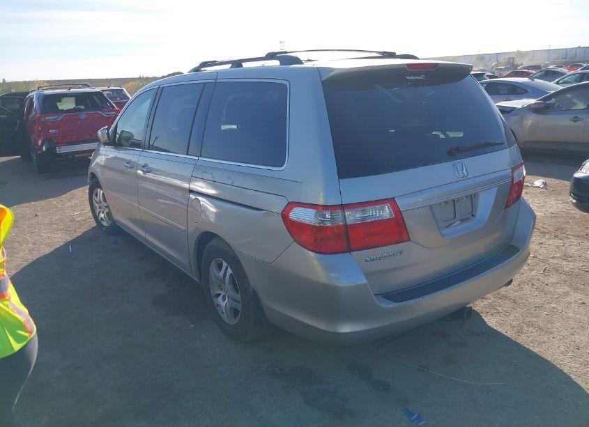 Photo 3 of 2006 Honda Odyssey EX (VIN 5FNRL38416B431285)