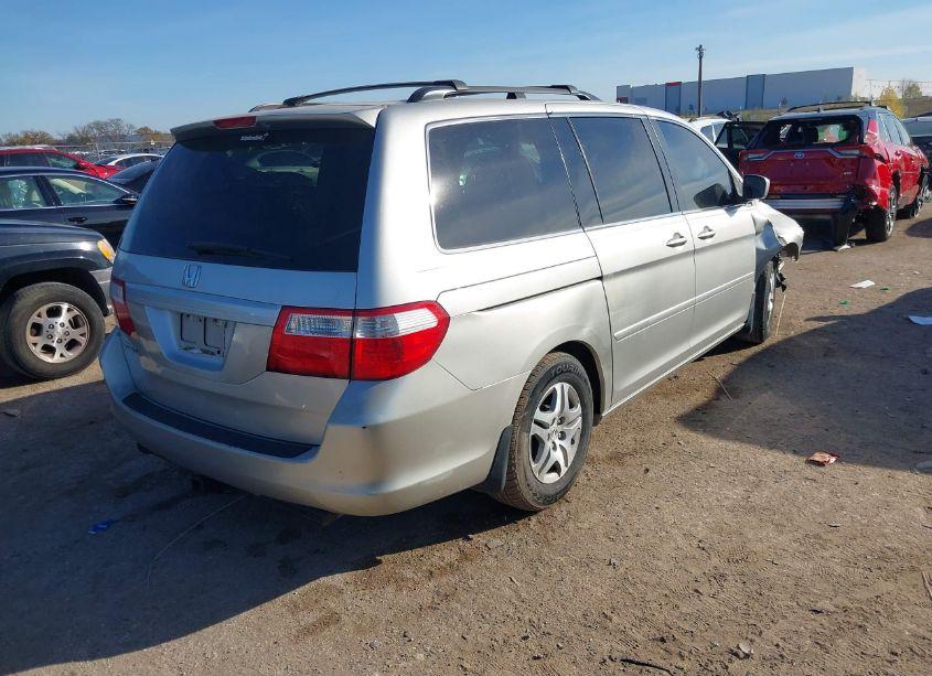 Photo 4 of 2006 Honda Odyssey EX (VIN 5FNRL38416B431285)