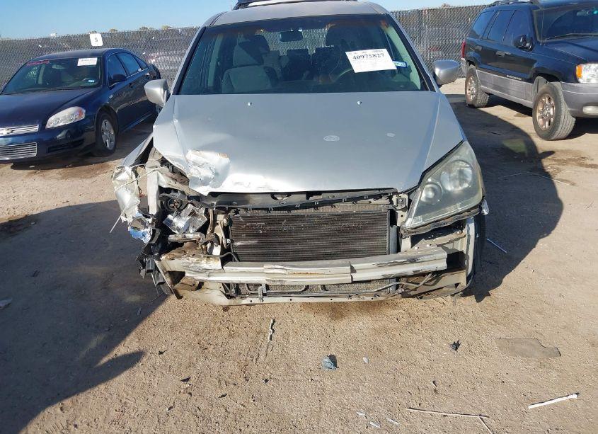 Photo 6 of 2006 Honda Odyssey EX (VIN 5FNRL38416B431285)