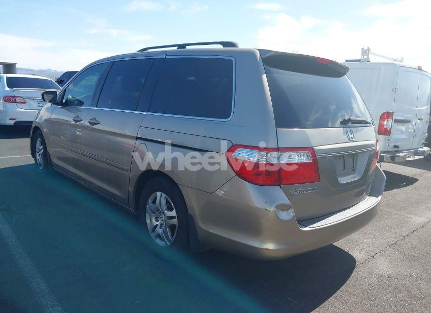Photo 3 of 2007 Honda Odyssey EX (VIN 5FNRL38417B118707)
