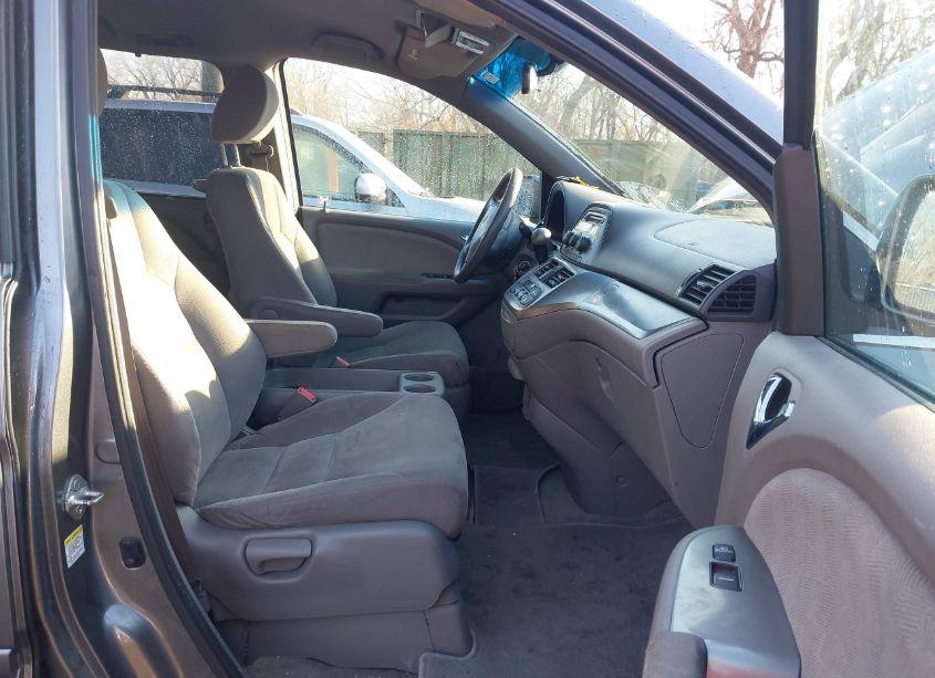 Photo 5 of 2009 Honda Odyssey EX (VIN 5FNRL38419B020912)