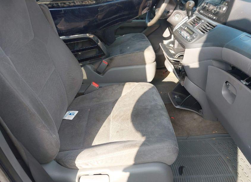 Photo 5 of 2009 Honda Odyssey EX (VIN 5FNRL38419B404639)