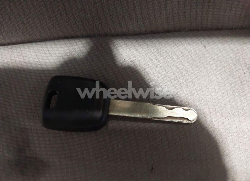 Photo 11 of 2005 Honda Odyssey EX (VIN 5FNRL38425B025739)