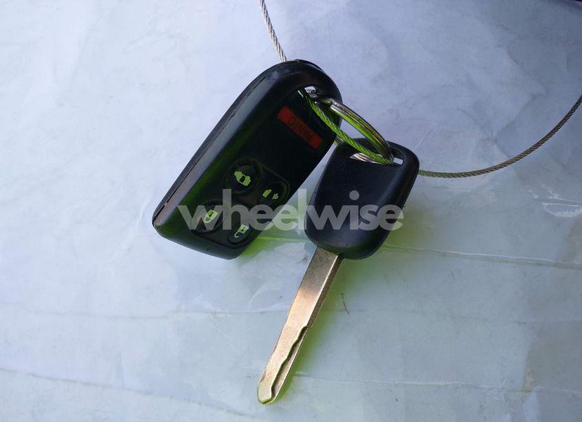 Photo 11 of 2005 Honda Odyssey EX (VIN 5FNRL38425B099307)