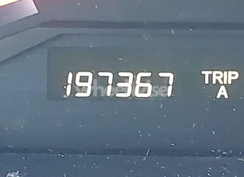 Photo 15 of 2005 Honda Odyssey EX (VIN 5FNRL38425B099307)