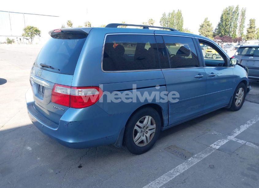 Photo 4 of 2005 Honda Odyssey EX (VIN 5FNRL38425B099307)