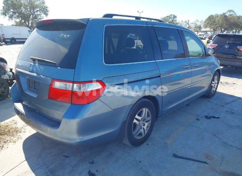 Photo 4 of 2005 Honda Odyssey EX (VIN 5FNRL38425B132211)