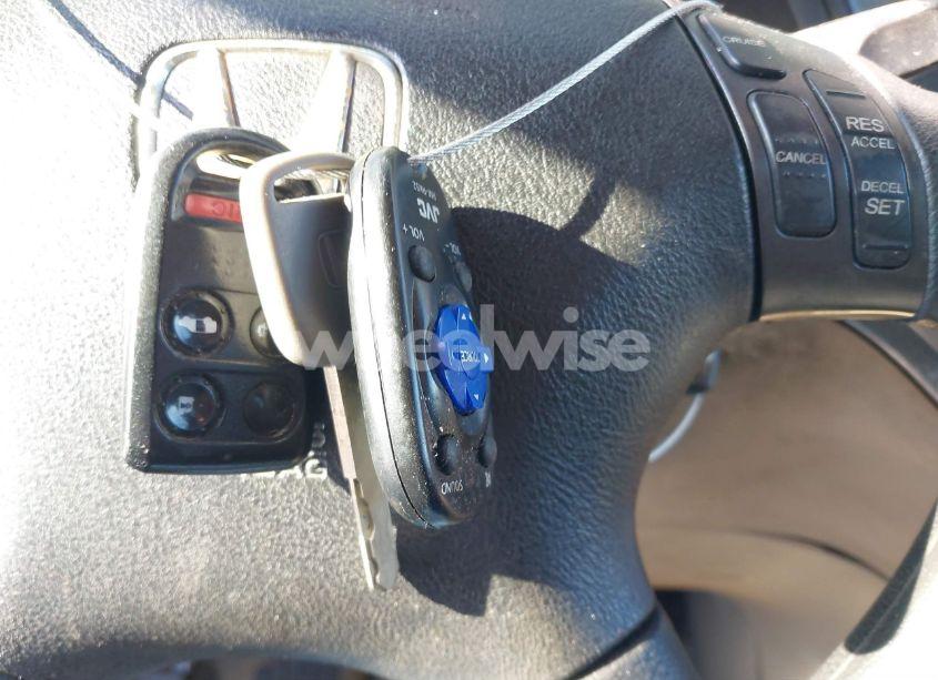 Photo 11 of 2005 Honda Odyssey EX (VIN 5FNRL38425B409715)