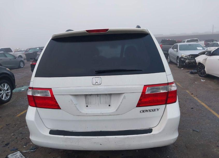 Photo 16 of 2005 Honda Odyssey EX (VIN 5FNRL38425B411772)