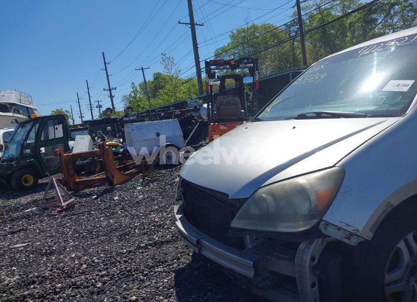 Photo 6 of 2005 Honda Odyssey EX (VIN 5FNRL38425B423534)