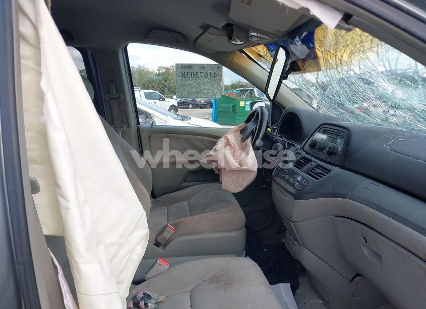 Photo 5 of 2006 Honda Odyssey EX (VIN 5FNRL38426B023880)