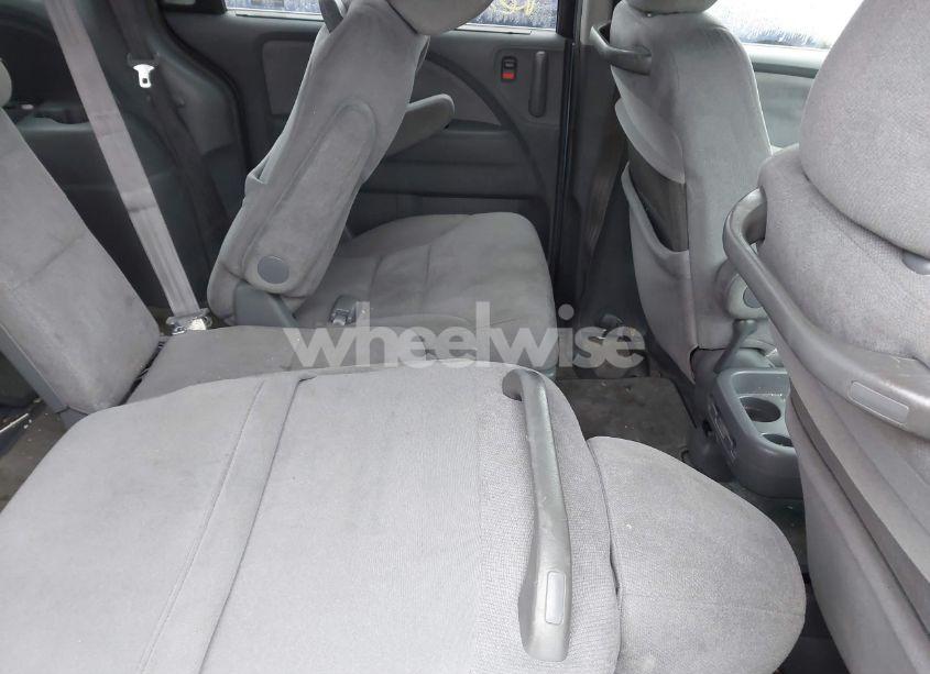 Photo 8 of 2006 Honda Odyssey EX (VIN 5FNRL38426B059522)