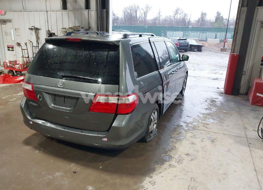 Photo 4 of 2007 Honda Odyssey EX (VIN 5FNRL38427B052619)