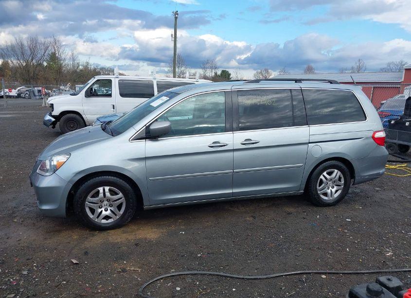 Photo 14 of 2007 Honda Odyssey EX (VIN 5FNRL38427B089881)
