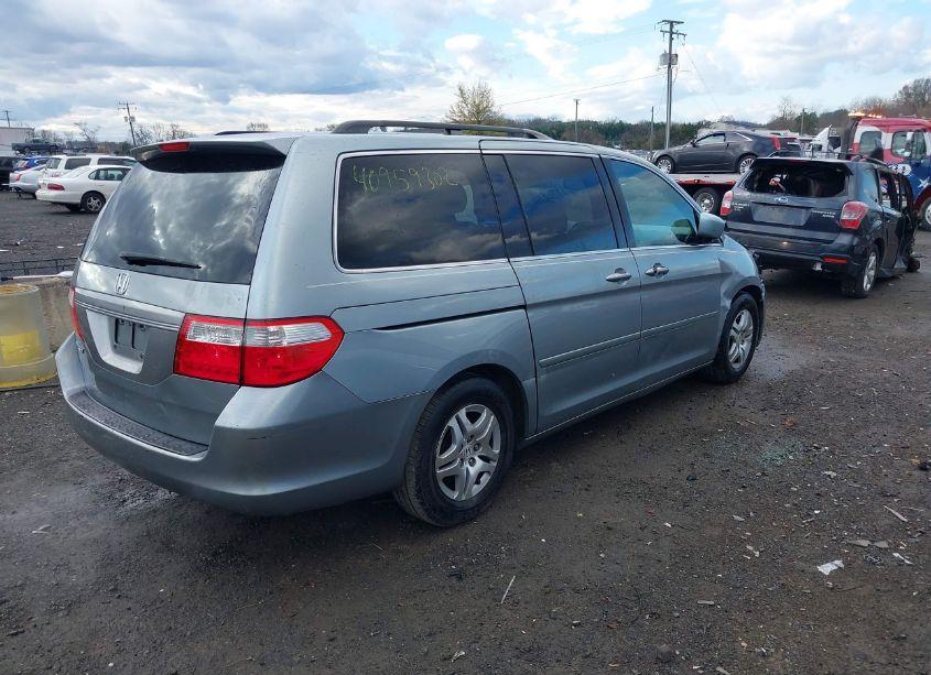 Photo 4 of 2007 Honda Odyssey EX (VIN 5FNRL38427B089881)