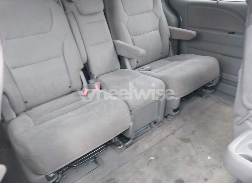 Photo 8 of 2009 Honda Odyssey EX (VIN 5FNRL38429B051537)
