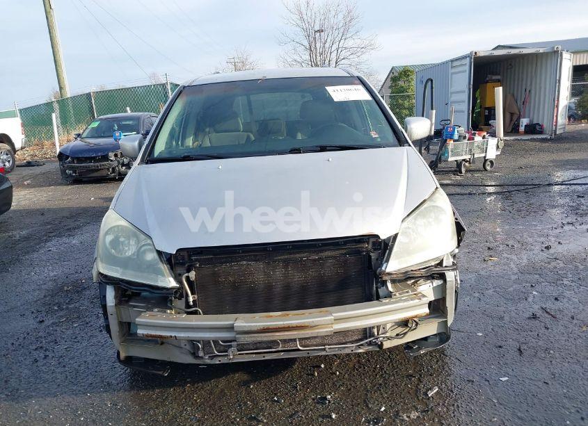 Photo 13 of 2005 Honda Odyssey EX (VIN 5FNRL38435B000753)