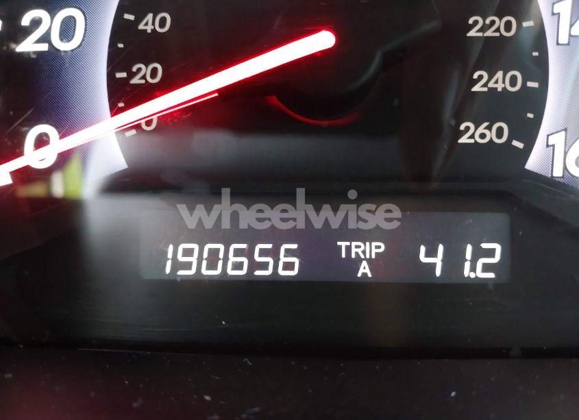 Photo 16 of 2005 Honda Odyssey EX (VIN 5FNRL38435B000753)