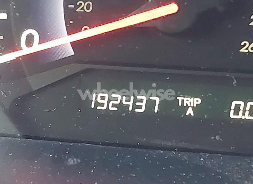 Photo 15 of 2005 Honda Odyssey EX (VIN 5FNRL38435B401347)